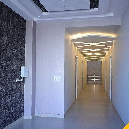 Hotel Kapson Palace バレーリー エクステリア 写真